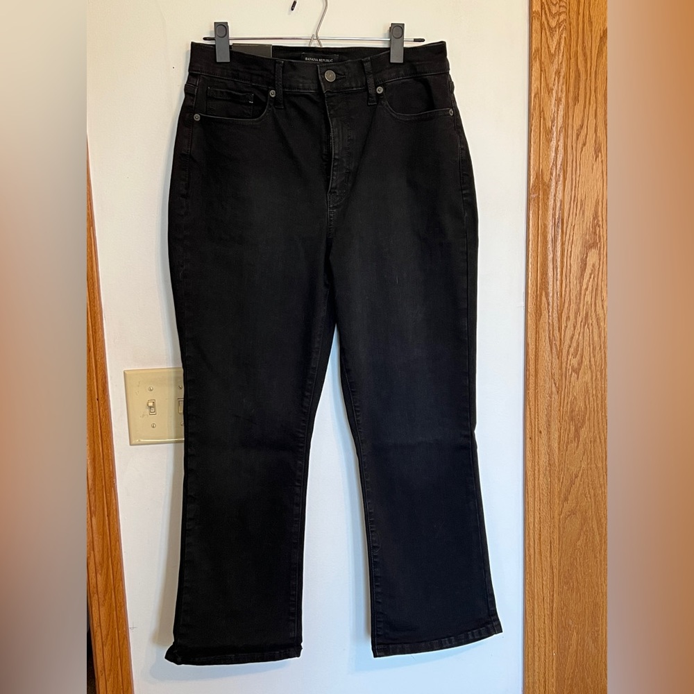 Banana Republic Curvy Cropped Bootcut